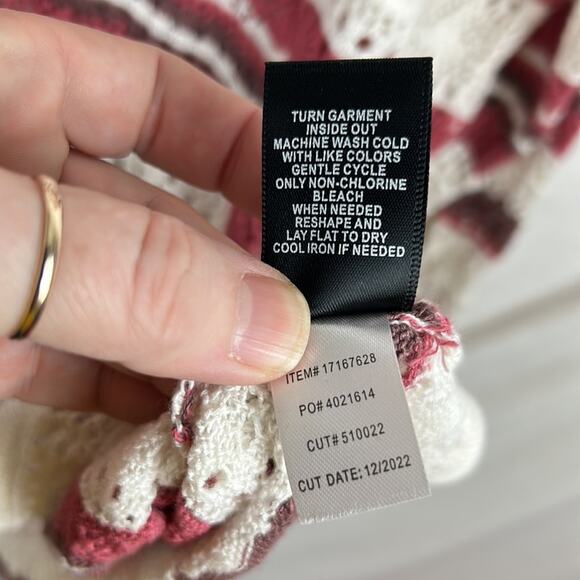 NWT Torrid Open Stitch Pullover V-Neck Cinched Front Sweater size 2/2X - Picture 8 of 8